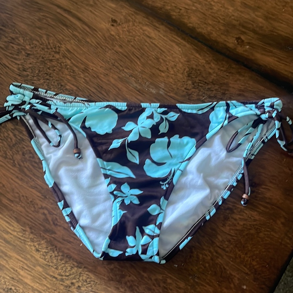 Island soul bikini bottom